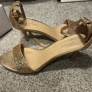 Size 10 strap sandals gold